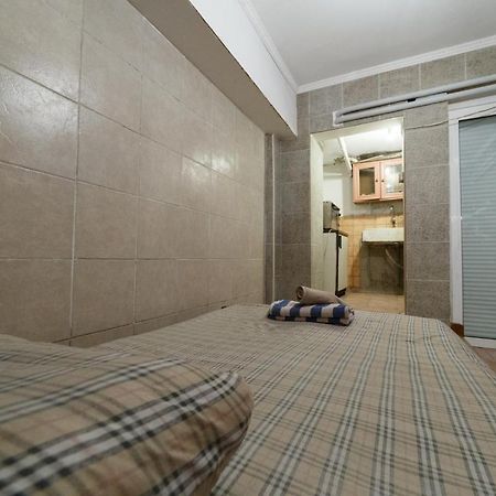 Апартаменты Private Flat For 2 Or 3 With Back Yard Near Exarhia Square And Archaelogical Museum Афины Экстерьер фото